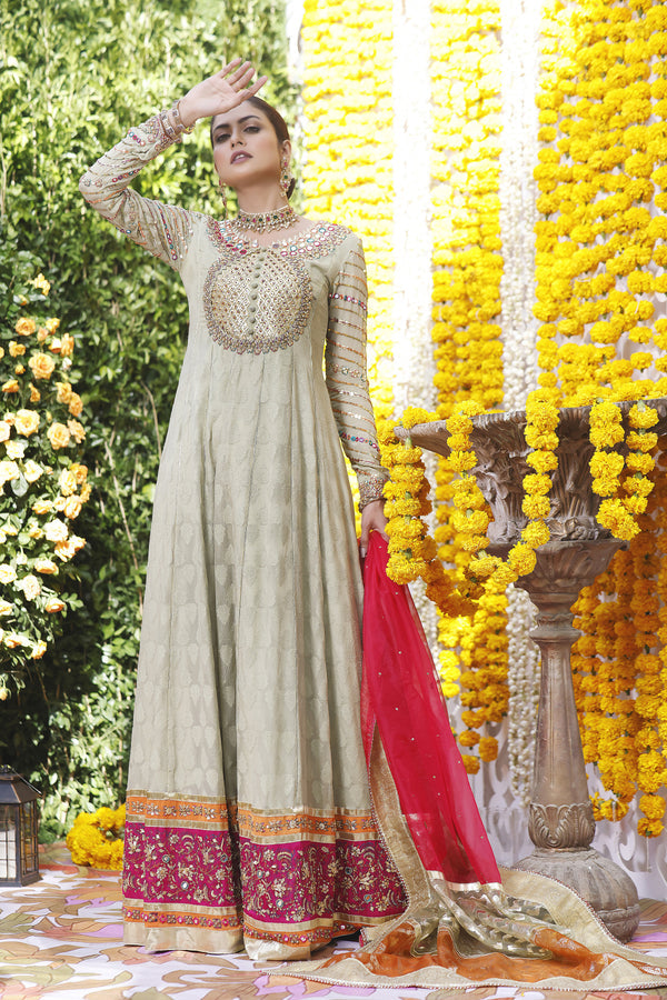 Wahajmbegum | Mehrunnisa Wedding Formals | MINT HYDERABADI GOWN