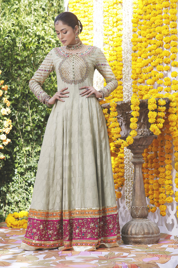 Wahajmbegum | Mehrunnisa Wedding Formals | MINT HYDERABADI GOWN