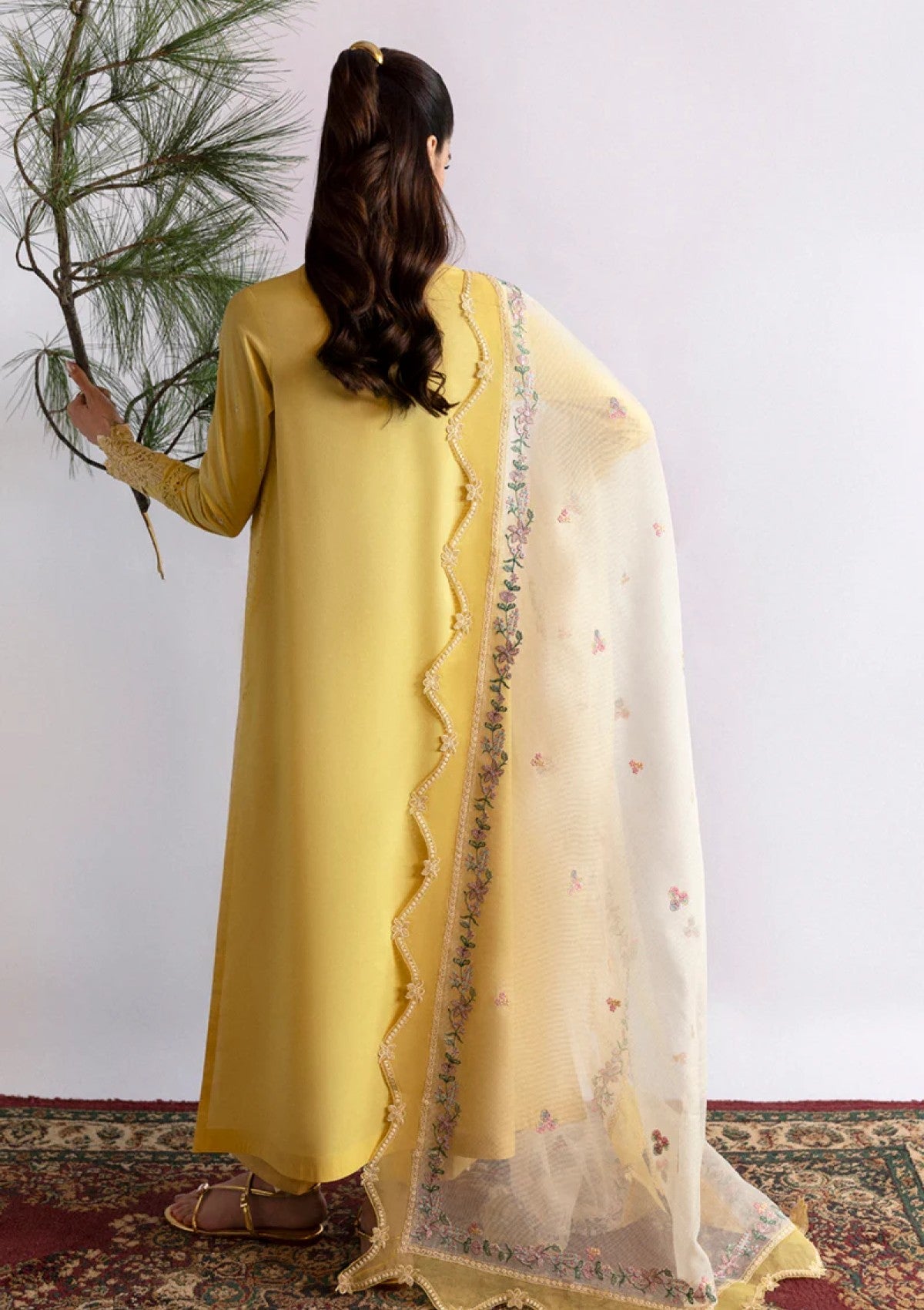 Lawn - Qalamkar - Qlinekari 25 - DC#09 - Enya