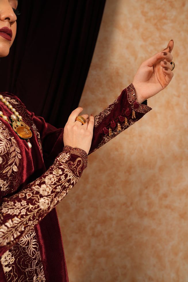 Fozia Khalid | Velvet Deck | Duchess - Official Fozia Khalid - Agha Fabrics UK