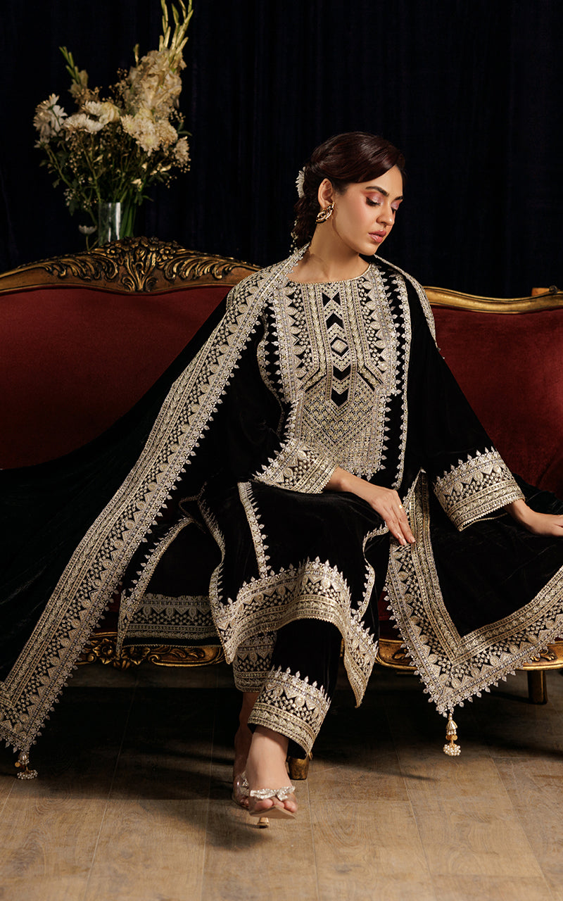 Threads and Motifs | Velvet Collection 25 | 2PC TV-04