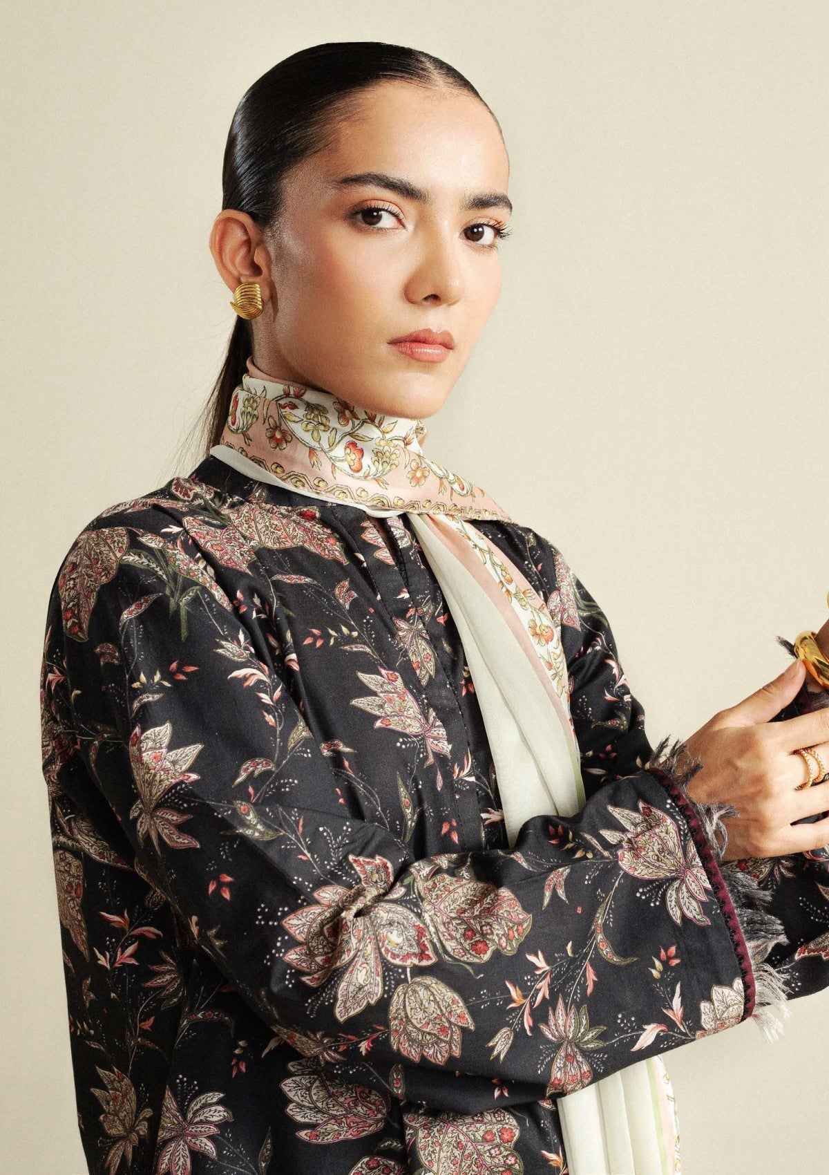 Zara Shahjahan | Coco Prints 25 | Daisy-8B