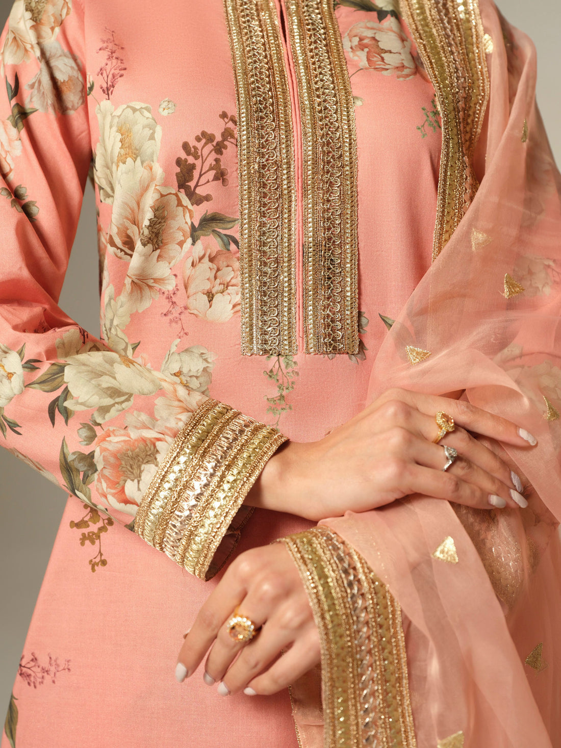 Humjoli | Luxury Collection | Camellia