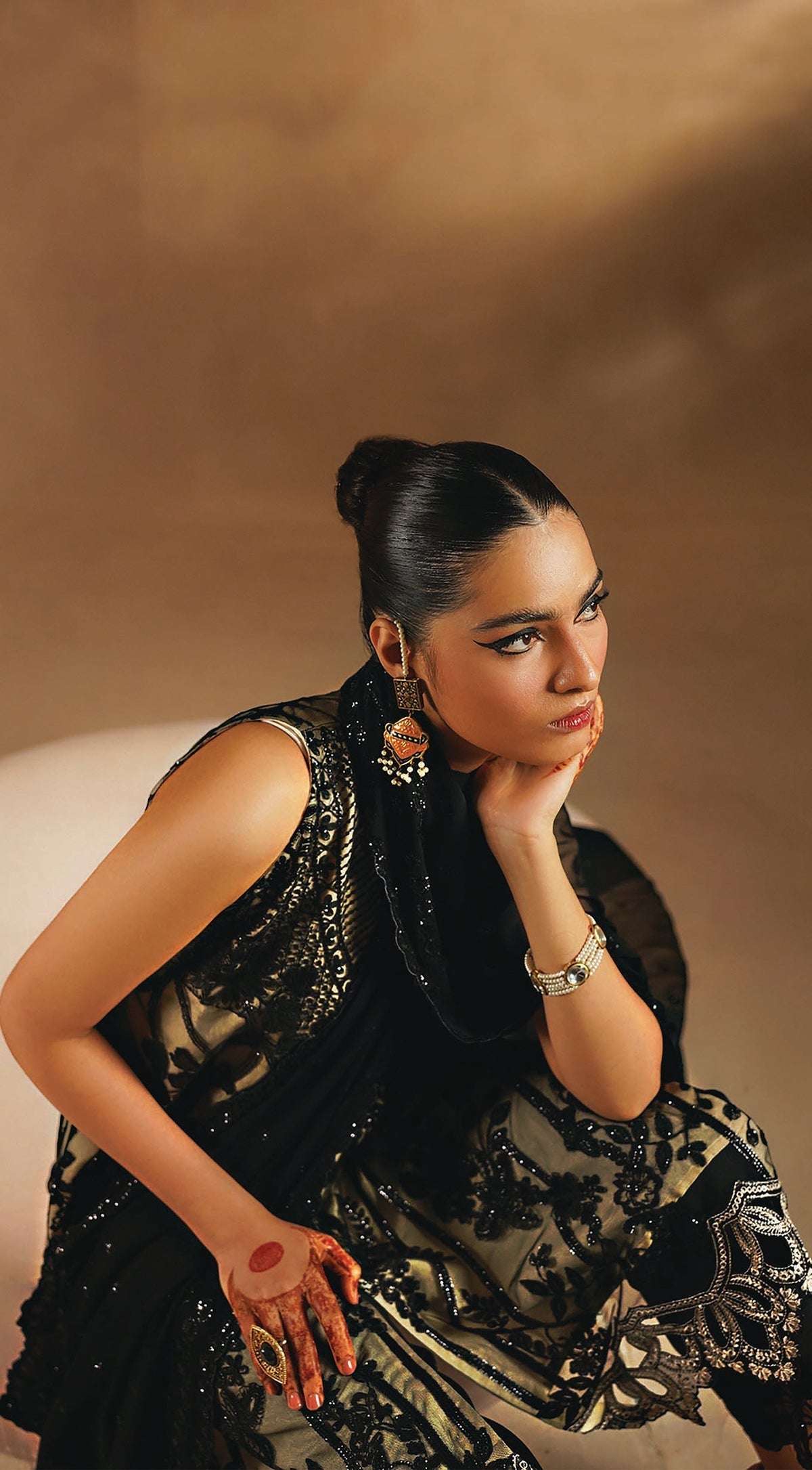 Myeesha | Nayab Formals | Siyaah