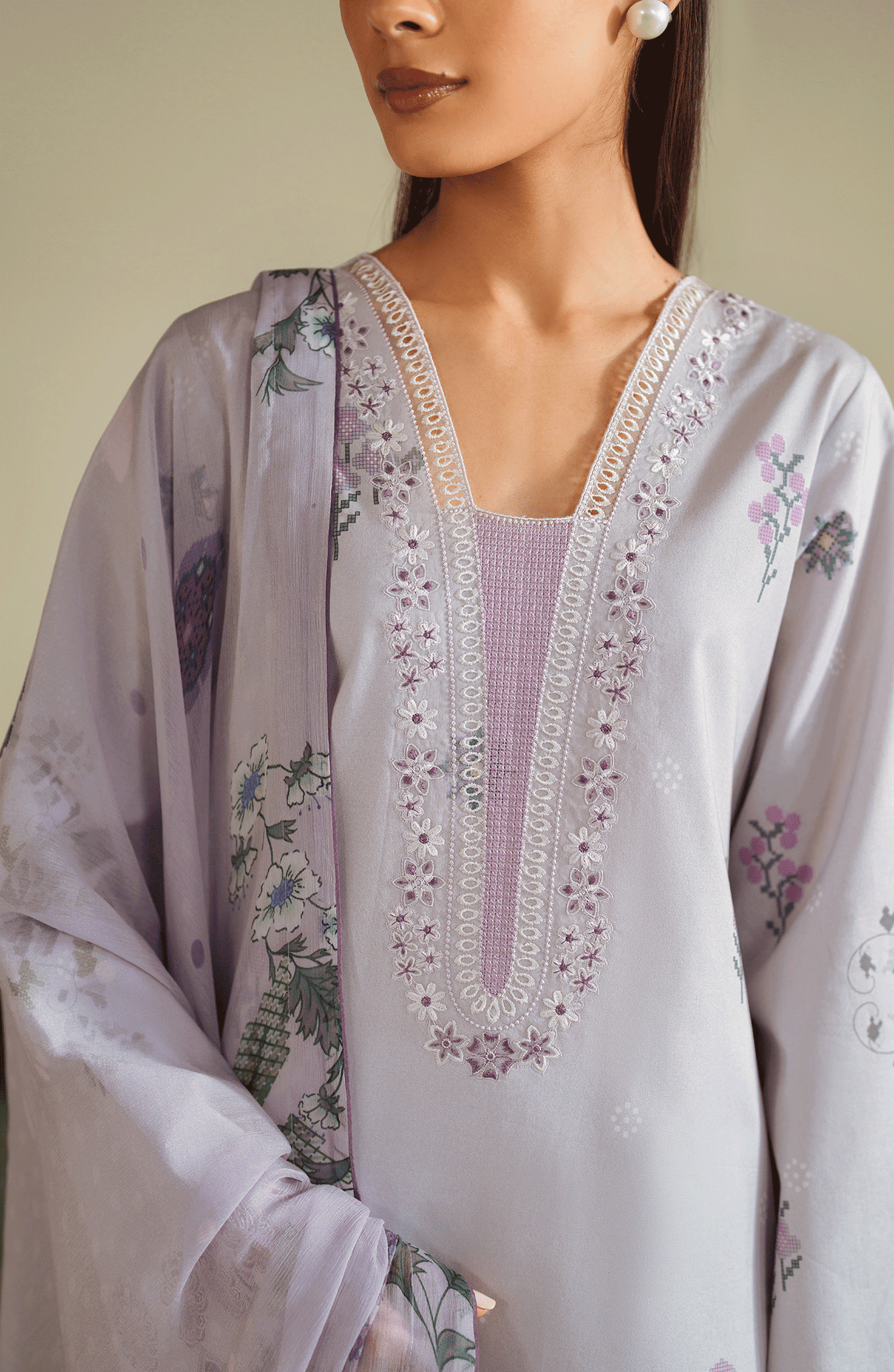 Seran | Ilara Cambric | LAVARA