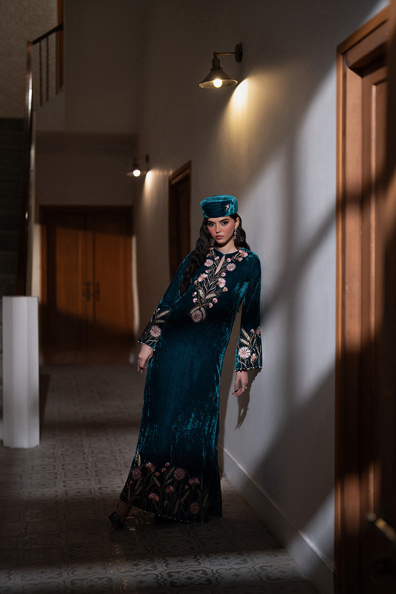 Caia | Luxury Velvet Edit 25 | Twilight custom