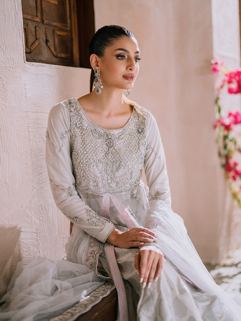 Farah Zubair | Luxury Pret | Nyra
