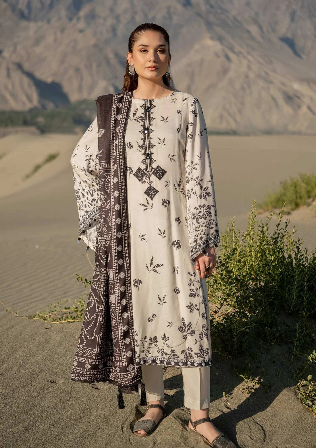 Winter Collection - M.Basics - Mirage - MBM#07A - Official M.Basics - Agha Fabrics UK