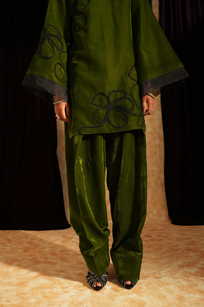 Fozia Khalid | Velvet Deck | Clover - Official Fozia Khalid - Agha Fabrics UK