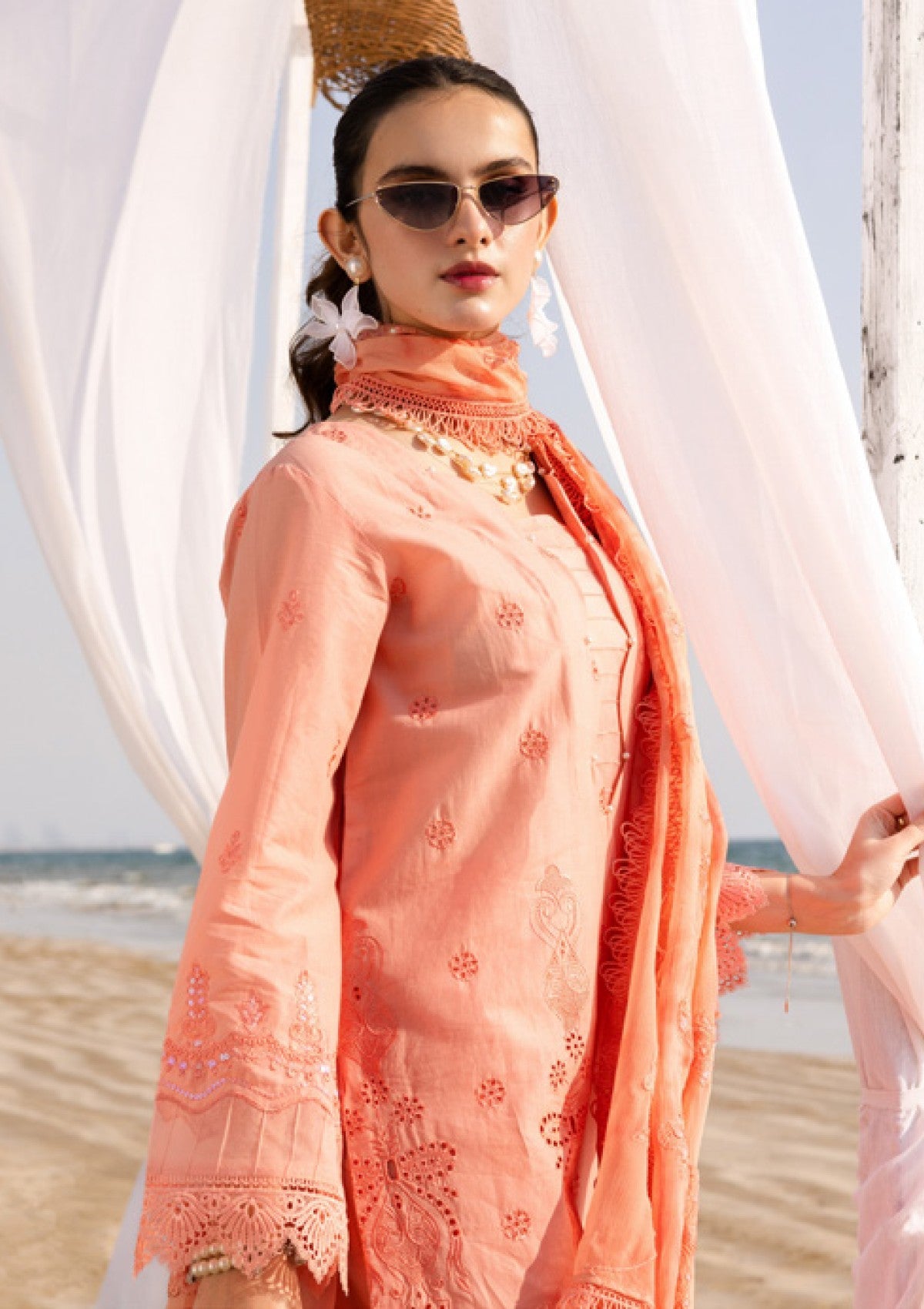 Lawn - Riaz Arts - Tehzeeb Chikankari - RT25# 426