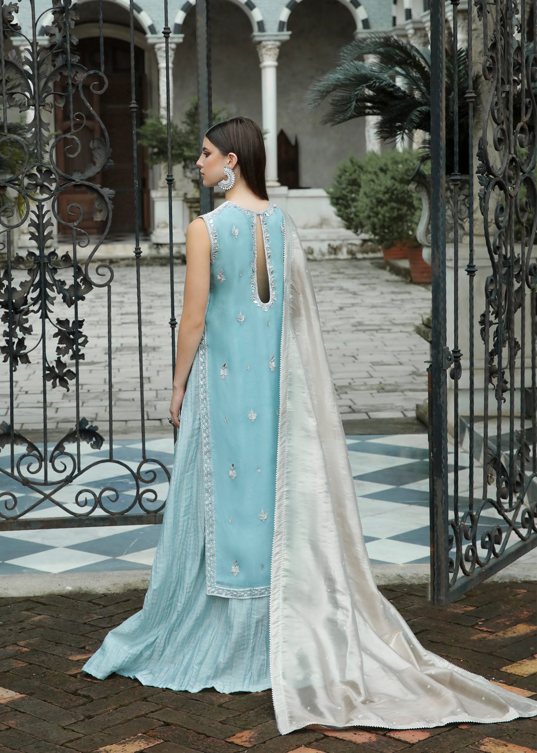 Purple Haze Pret Studio | Apsara Formals | Ice Blue Organza Outfit