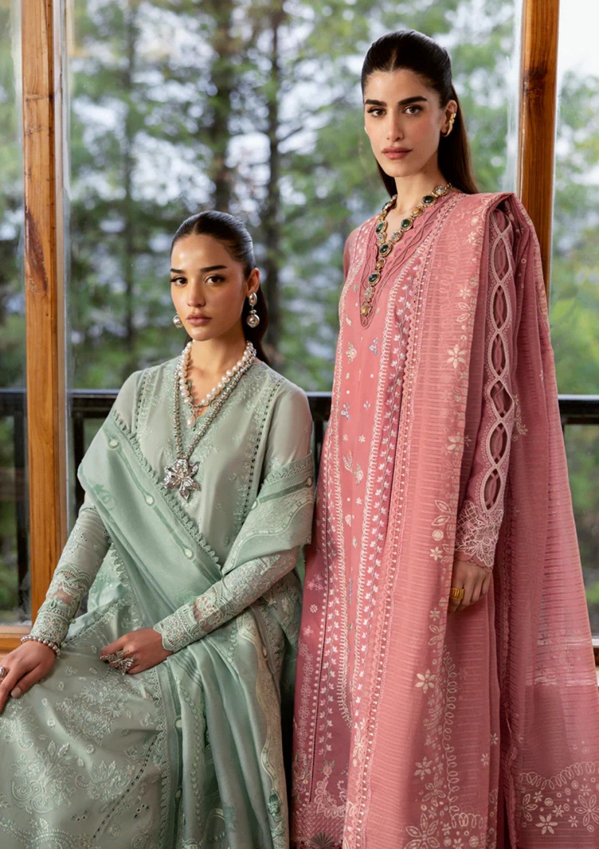 Lawn - Qalamkar - Qlinekari 25 - DC#03 - Moya