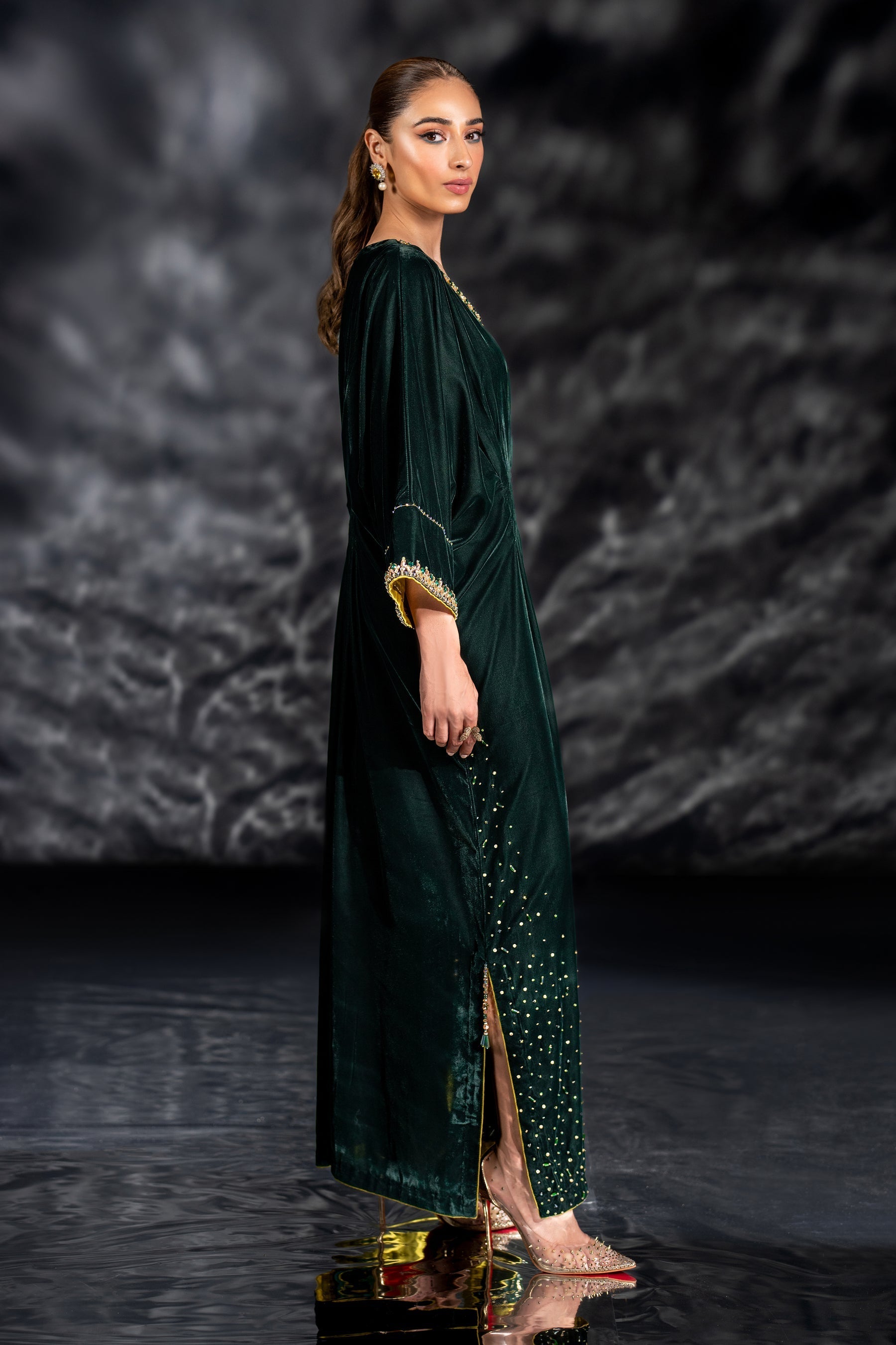 Naqshi | Makhmal 24 | VINNIE