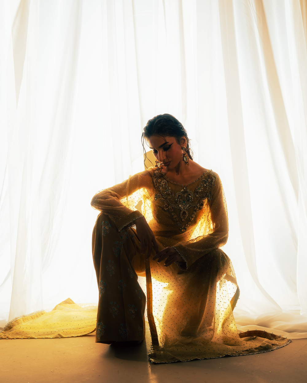 Vasal | Zyra Luxe Pret 26 | Golden Dusk