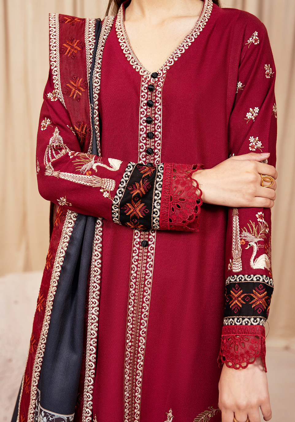 Zarqash | The Winter Luxe Pret | CRIMSON ECHO