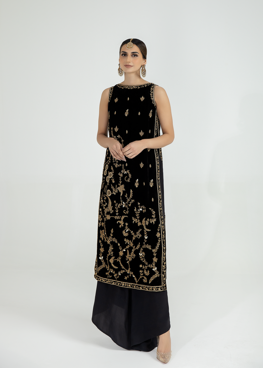 Purple Haze Pret Studio | Apsara Formals | Obsidian