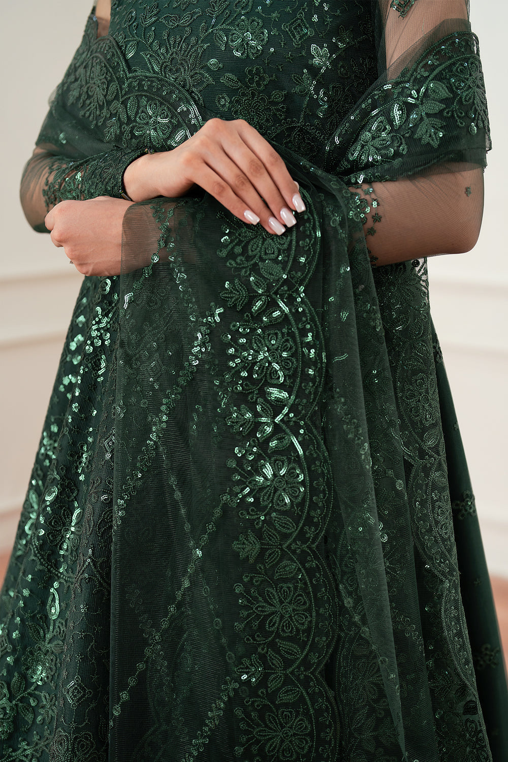 Farasha | Essence Formals 25 | Emerald Muse