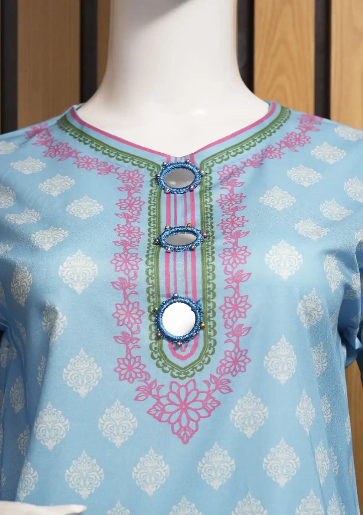 Winter Collection - Madiha Jahangir - Gulmira - Cambric - 3 pcs - D#10 - Official Madiha Jahangir - Agha Fabrics UK