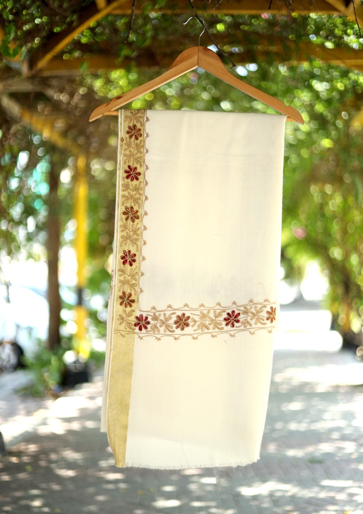 Ari Work Wool Shawl D - 106 - Off White - Official Shawls Niche - Agha Fabrics UK