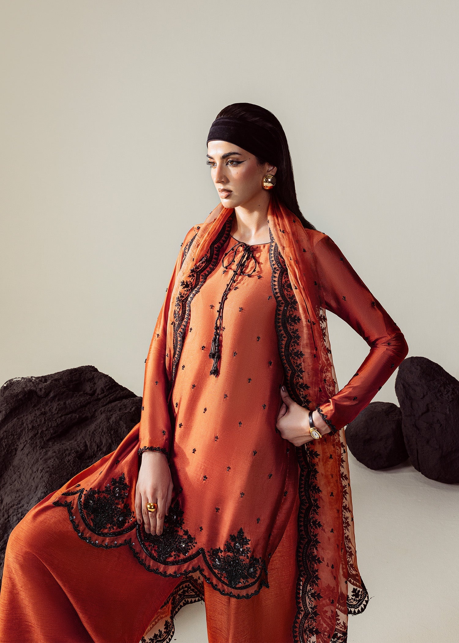 Mahum Asad | The Sirens | Amber