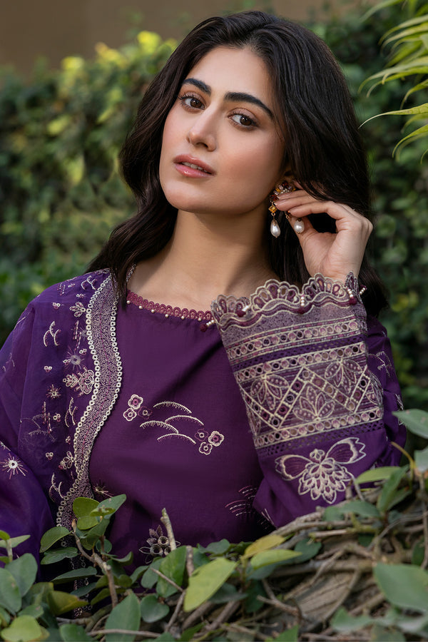 Farasha | Summer Weaves Embroidered Lawn | Raven Plum