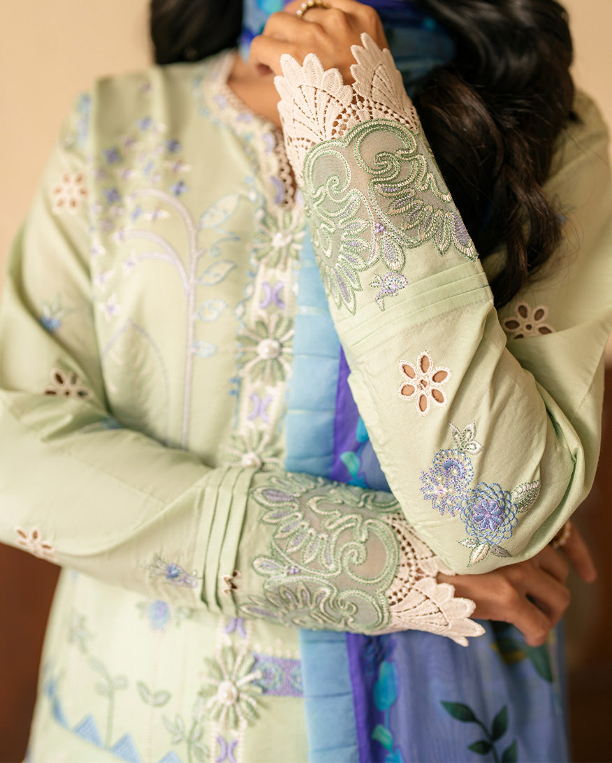 Roheenaz | Aashiyana Lawn | Zumar