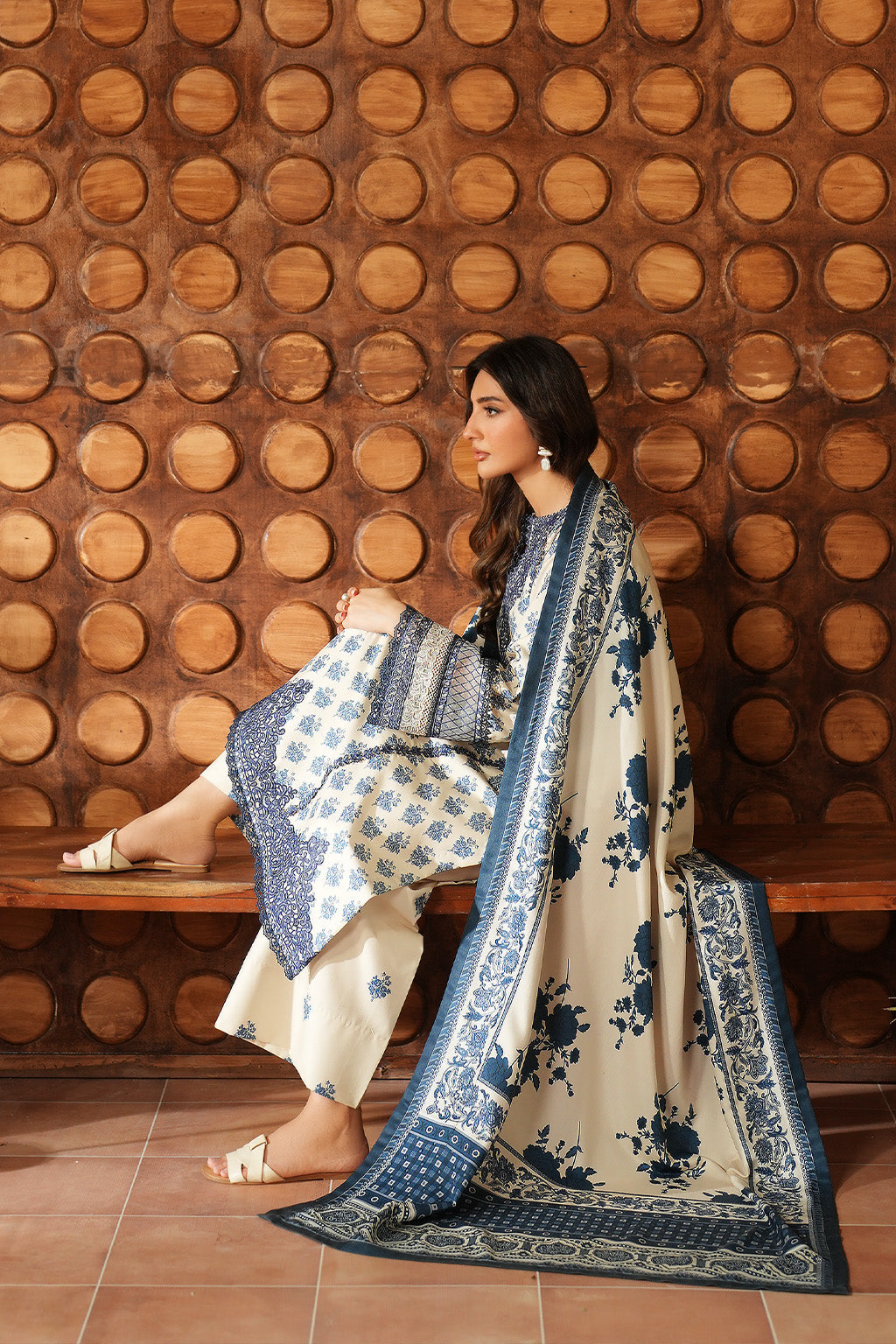 Iznik | Winter 25 | IPF-07 - Official Iznik - Agha Fabrics UK