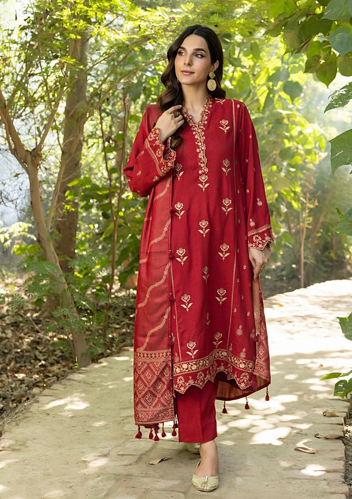 Winter Collection - Lakhany - Luxury Winter 24 - LG-RL-0086 - Official Lakhany - Agha Fabrics UK