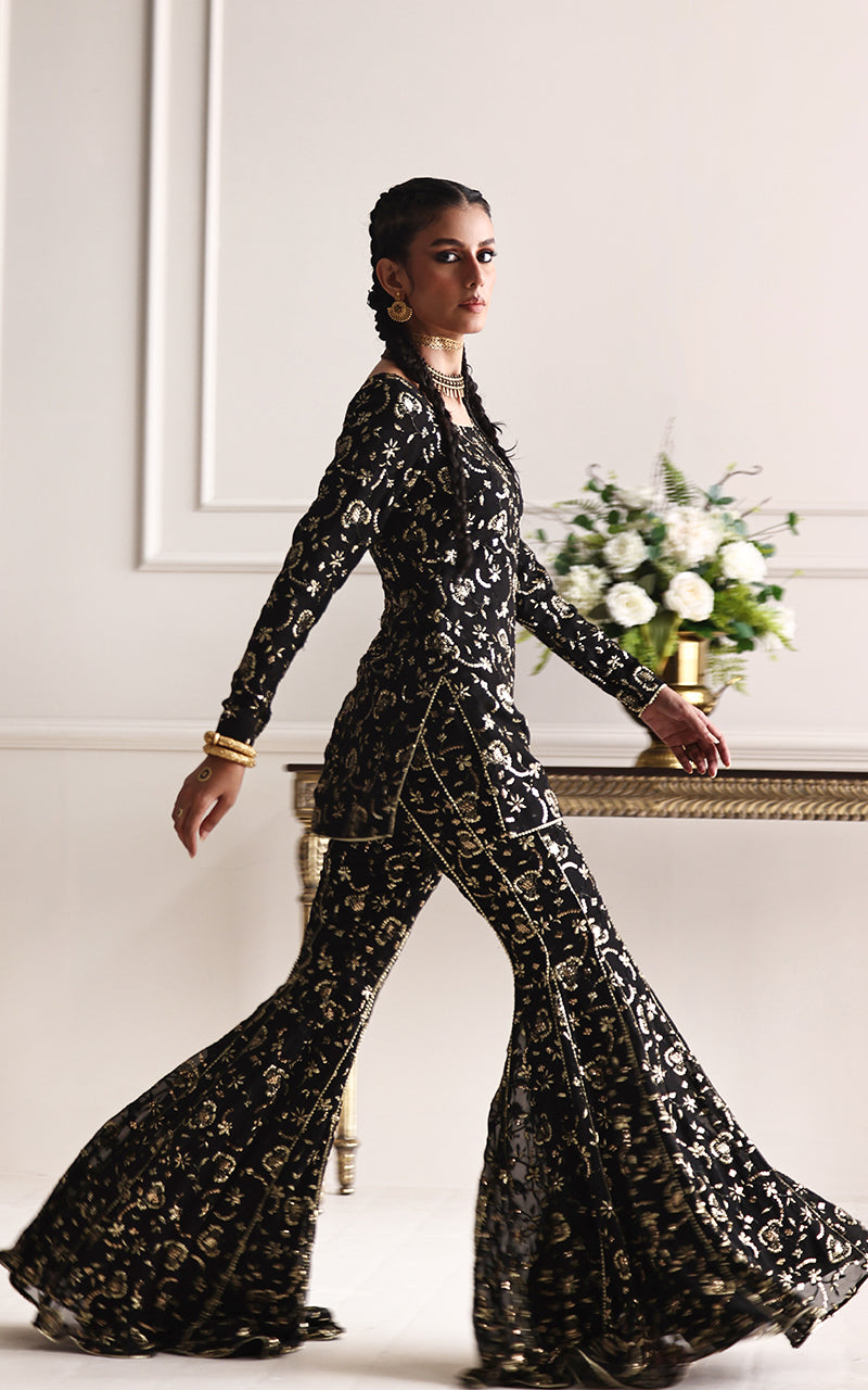 Threads and Motifs | Char Bagh Formals | 9965