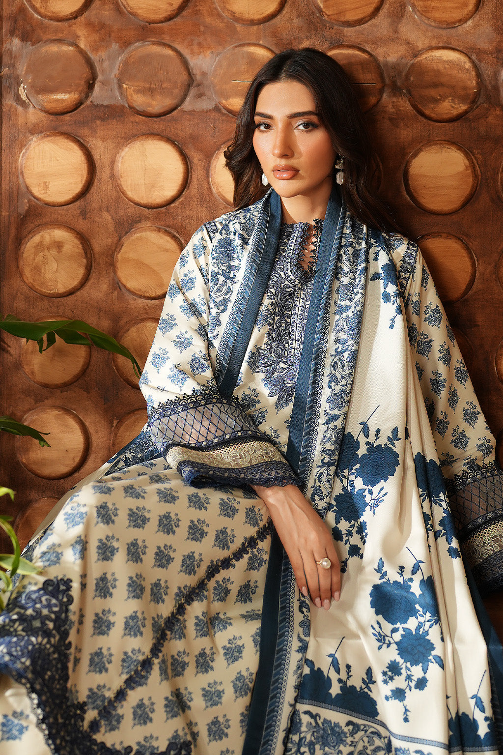 Iznik | Winter 25 | IPF-07 - Official Iznik - Agha Fabrics UK