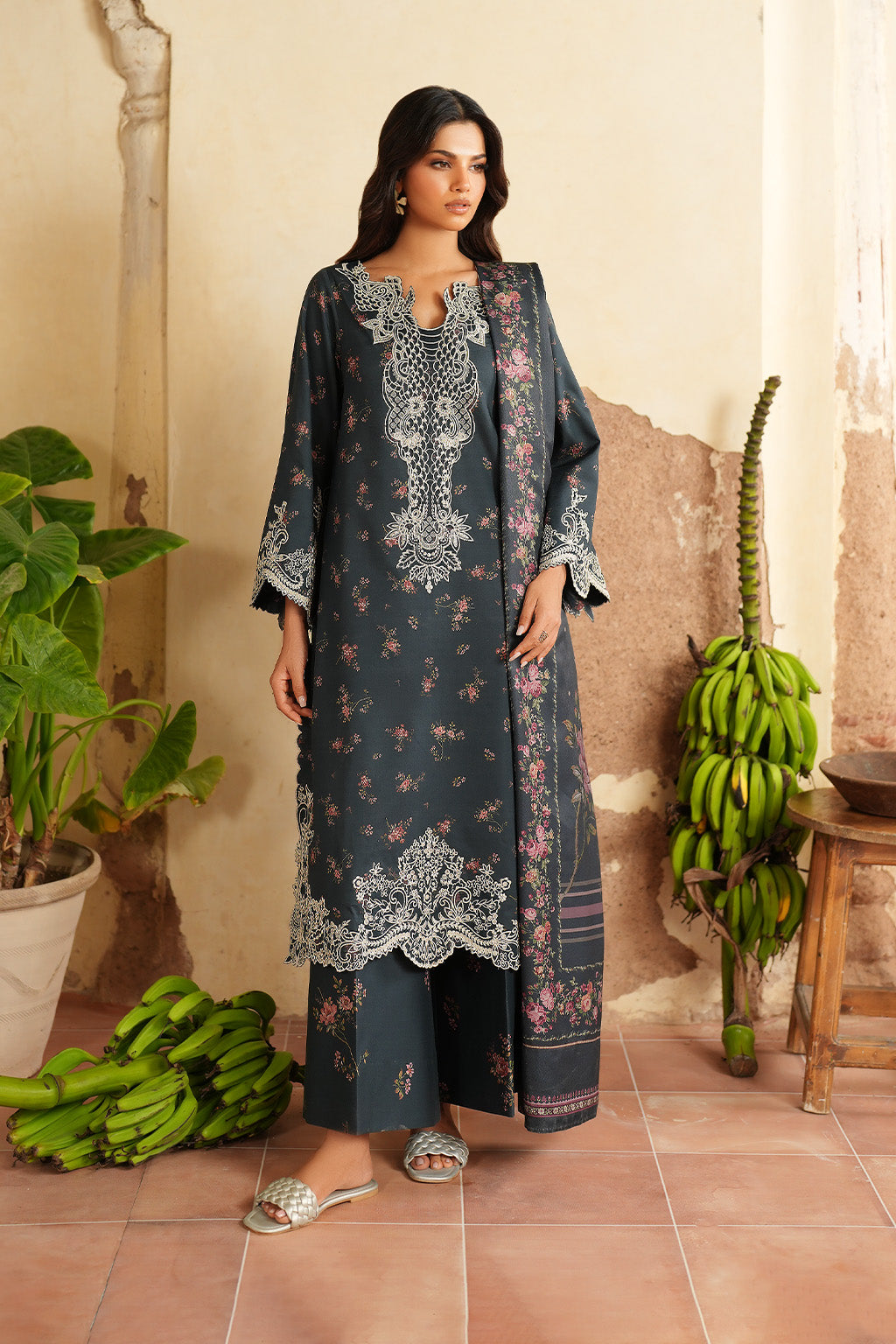 Iznik | Winter 25 | IPF-12 - Official Iznik - Agha Fabrics UK