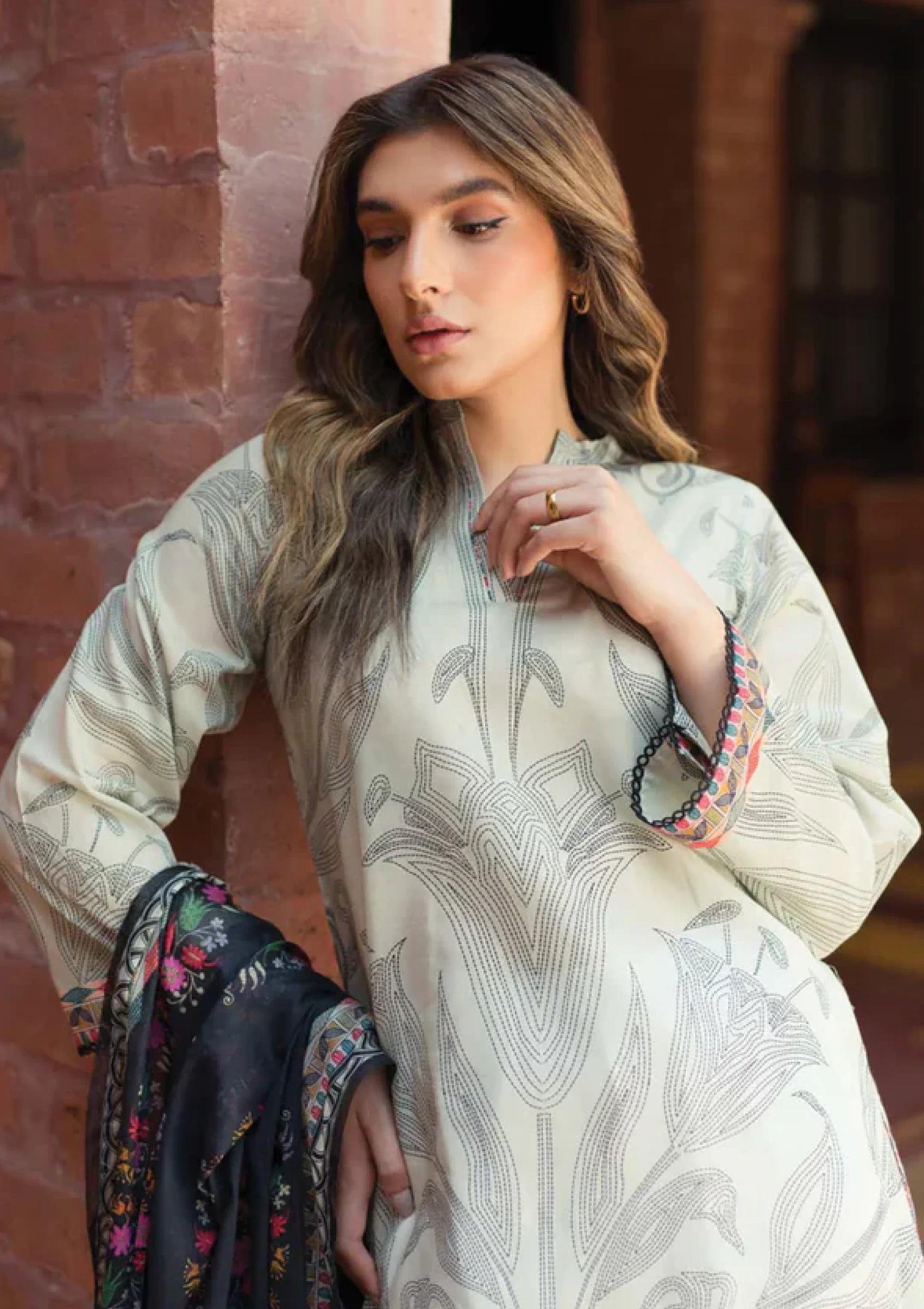 Lawn - Sahar - Spring Summer - S24-PL-V2-04