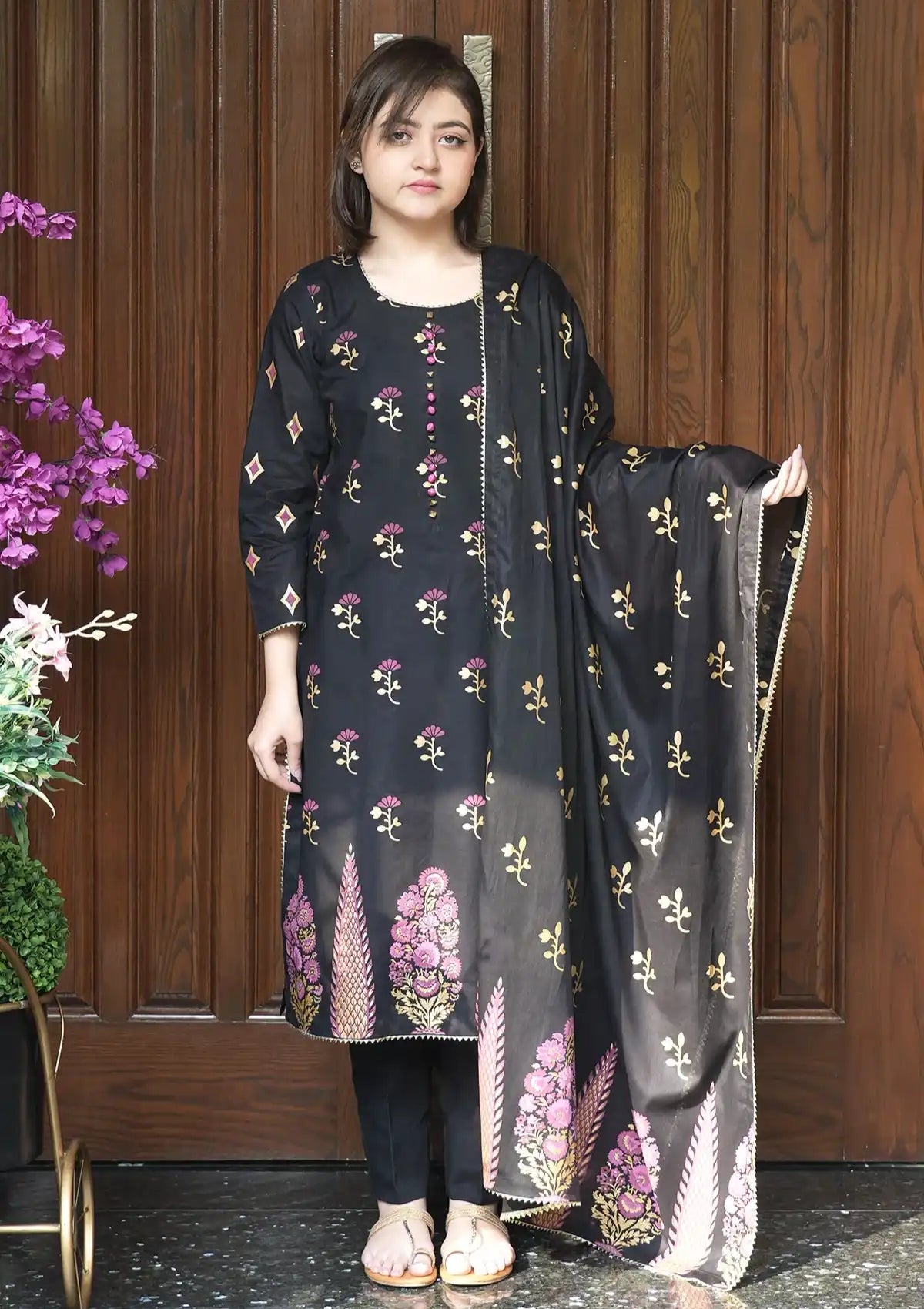 Winter Collection - Madiha Jahangir - Gulmira - Cambric - 2 pcs - D#04 - Official Madiha Jahangir - Agha Fabrics UK