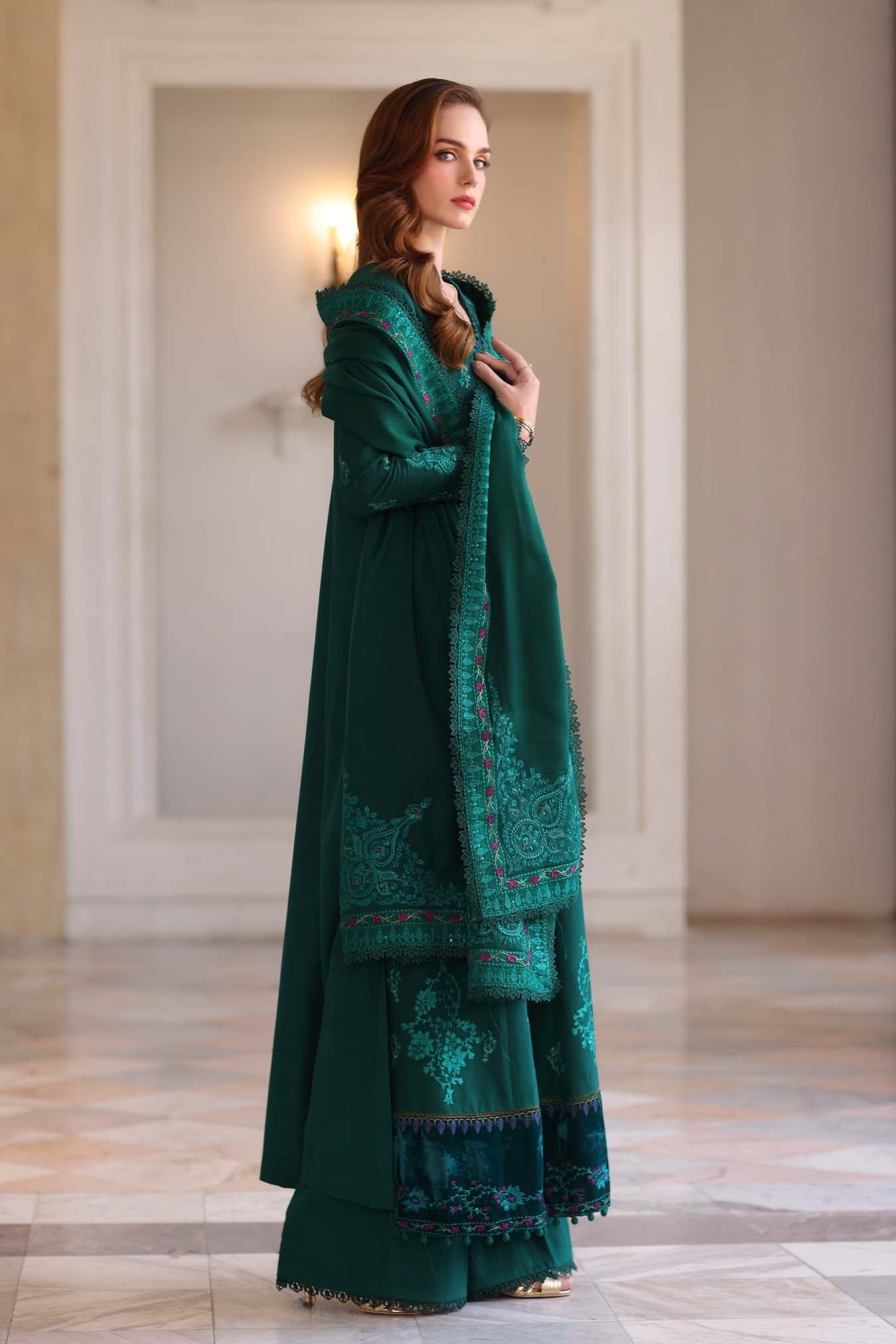 Noor by Saadia Asad | Winter Pashmina 25 | Emerald Reverie