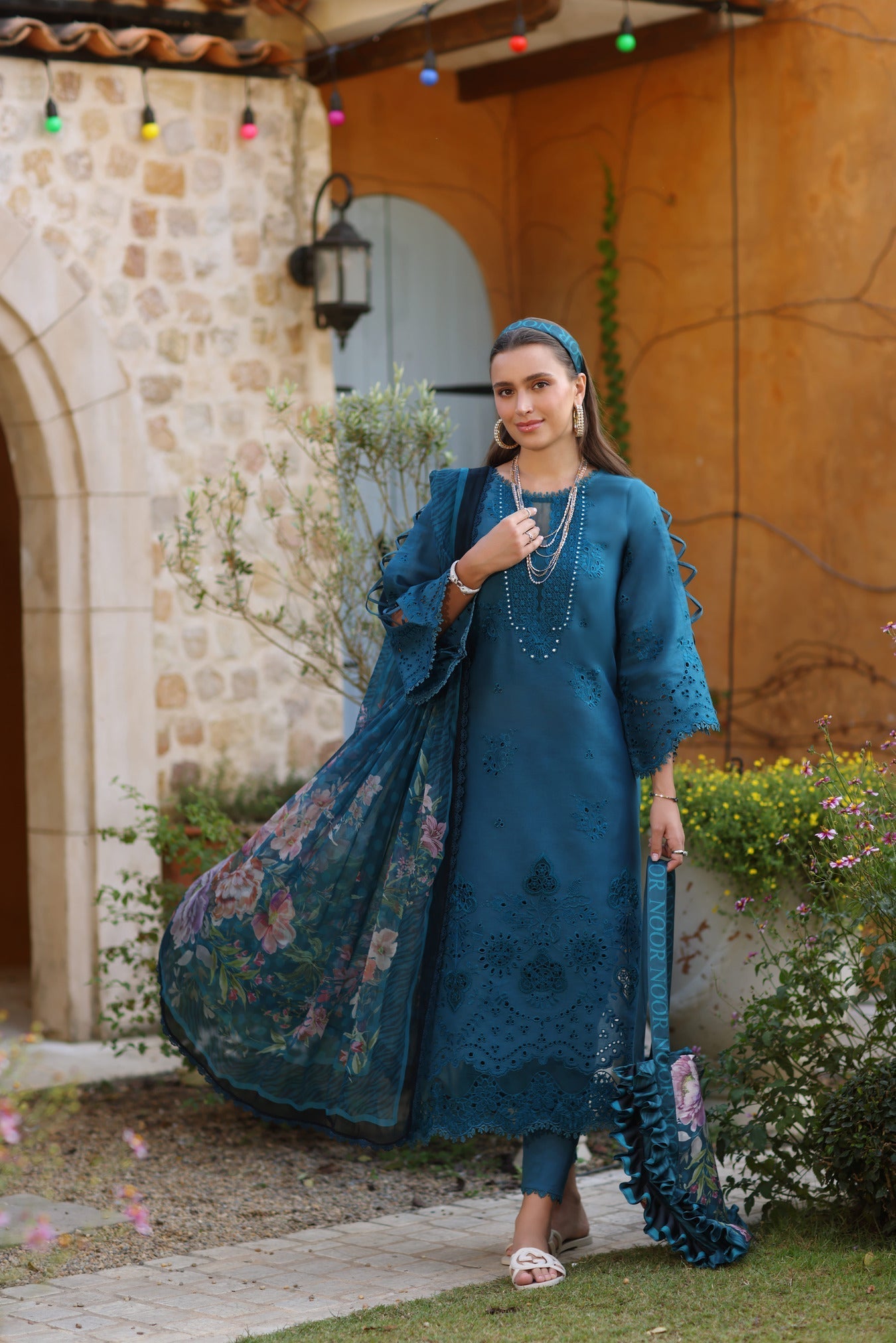 Noor by Saadia Asad | Luxe Chikankari 25 D8-B