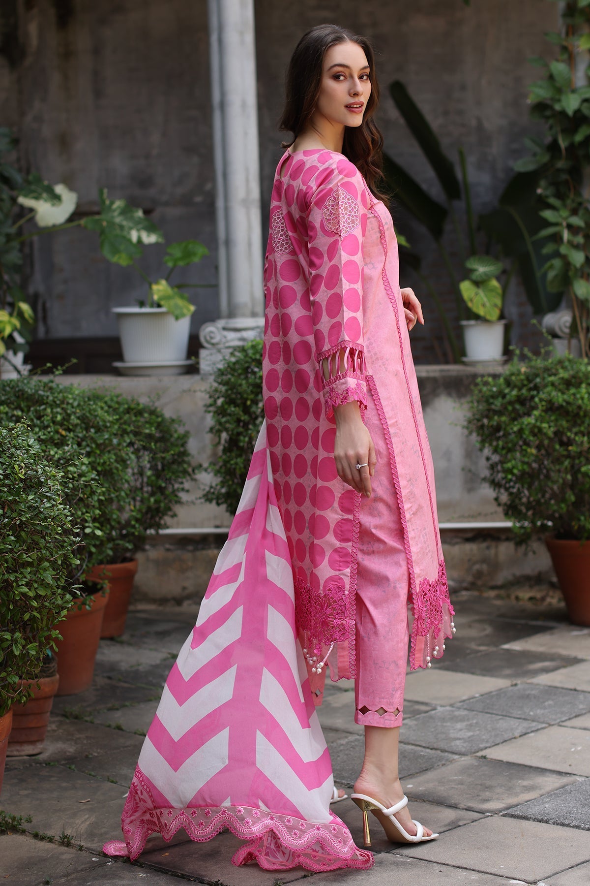 Charizma | Miraas Lawn | CMR5-01