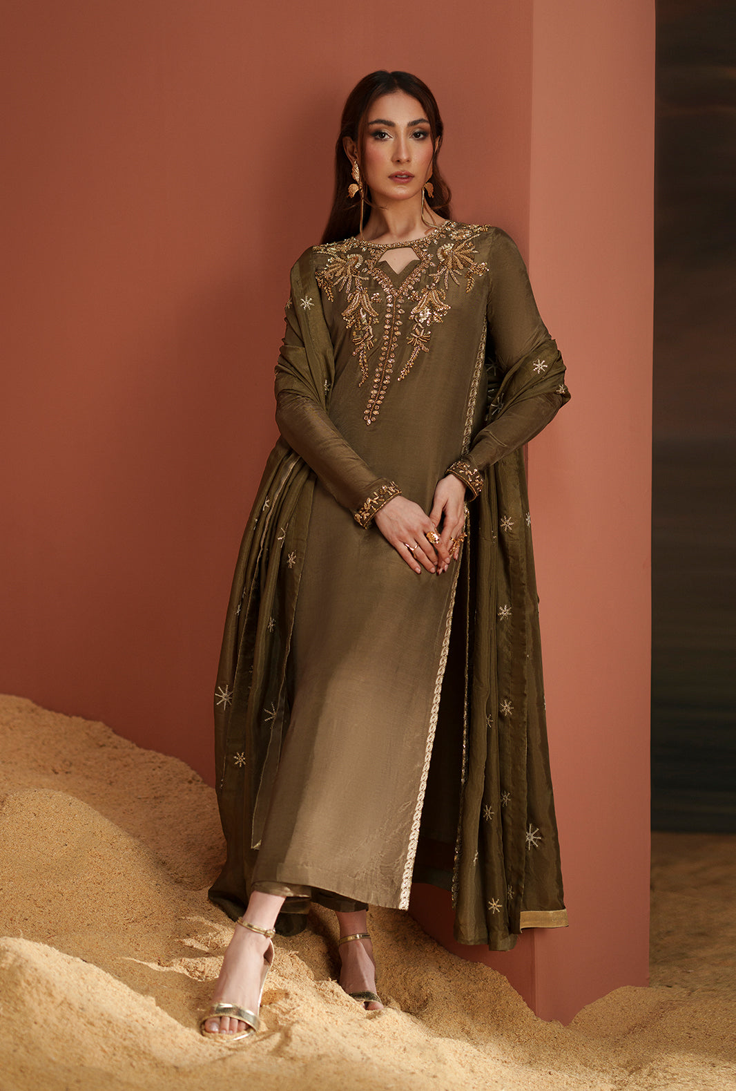 AJR Couture | Modern Muse Luxe Pret | Zyre