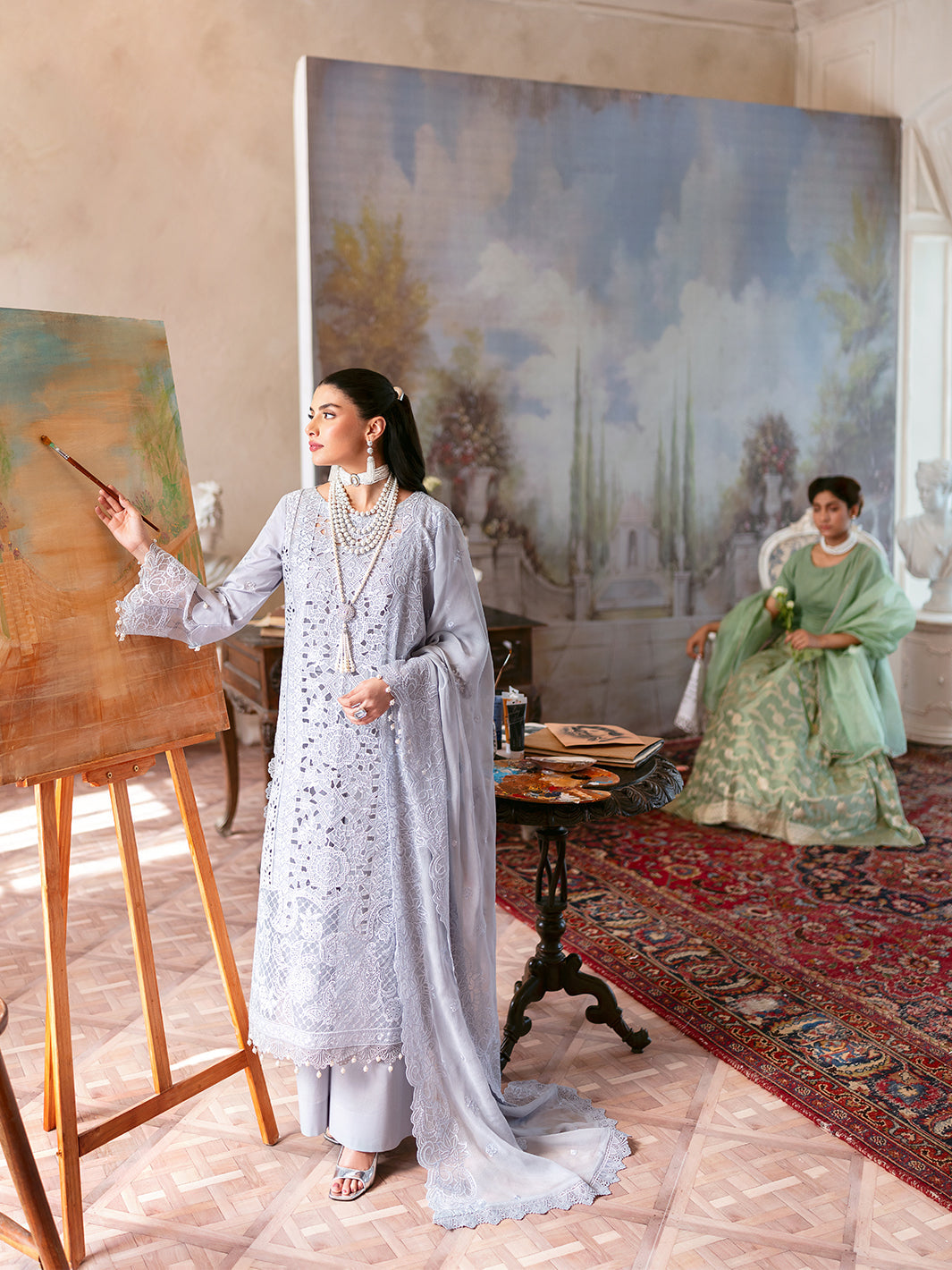 Mahnur | Sophie Luxury Lawn 25 | Ari