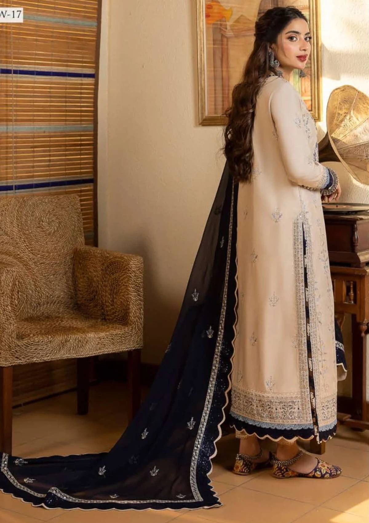 Formal Collection - Asim Jofa - Shadow Work - AJSW#17 - Official Asim Jofa - Agha Fabrics UK