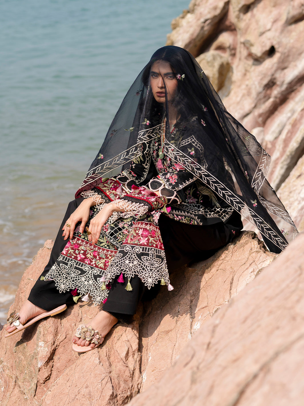 Mahnur | Sirena Luxury Lawn 25 | Azure