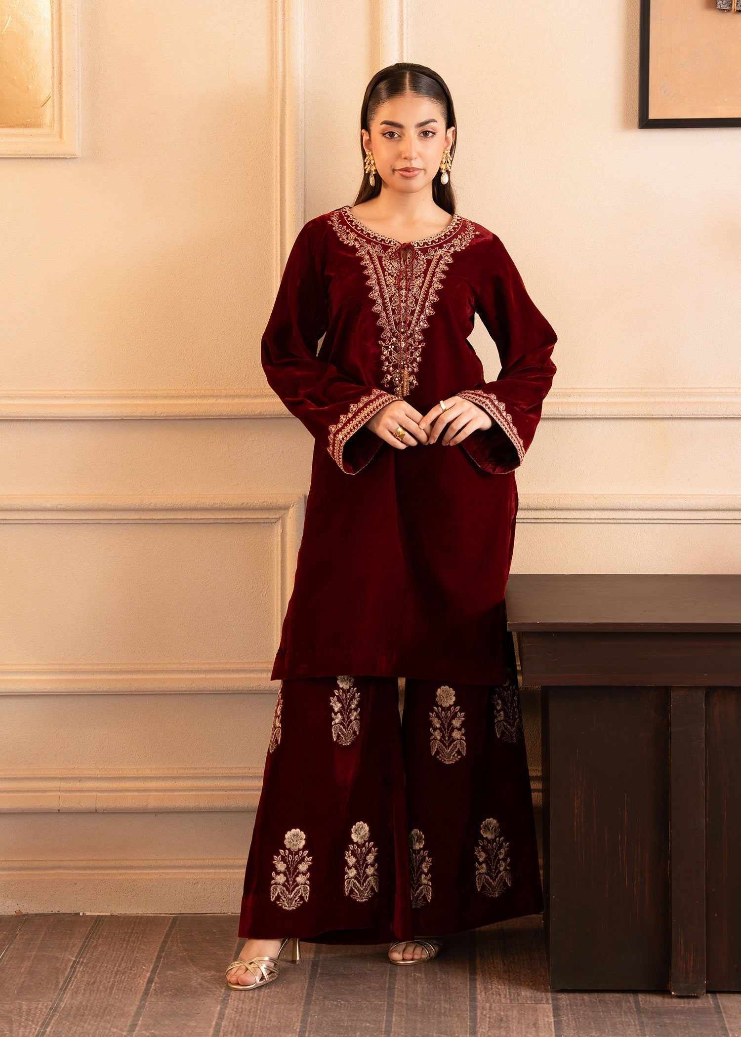 Fozia Khalid | The Velvet Rise 25 | CRIMSON GRACE
