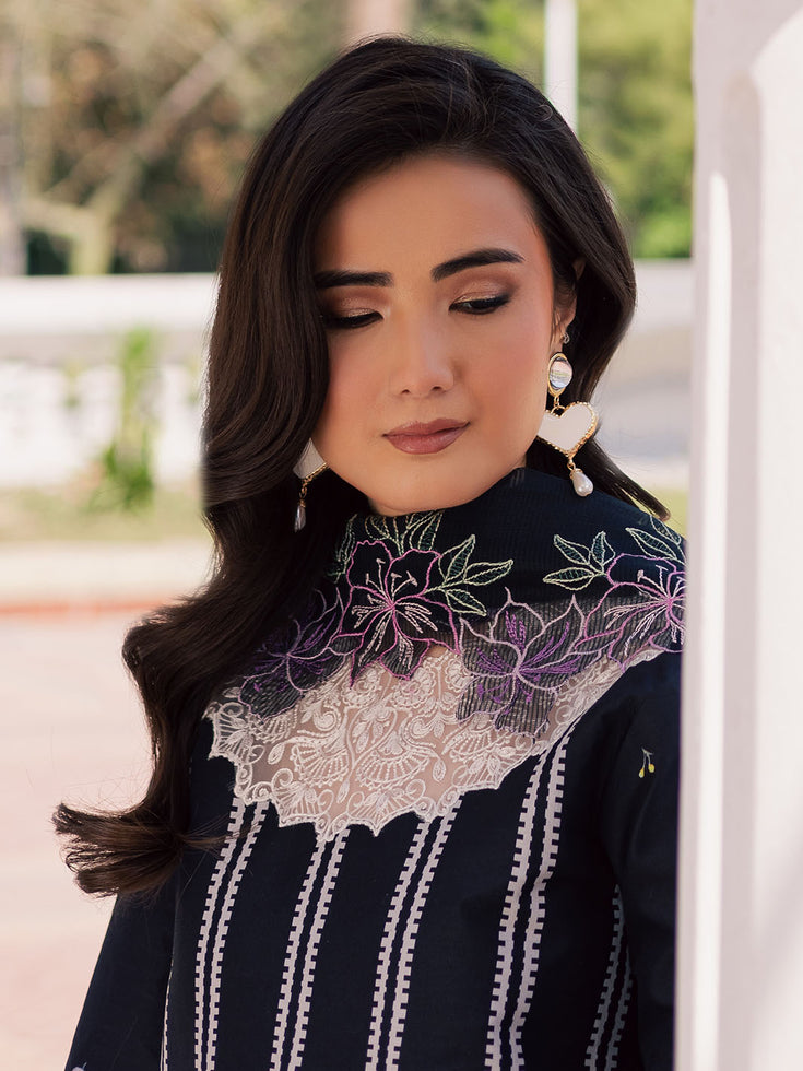 Parishay | IVY Bloom V2 Lawn | BLOOM-02 - Official Parishay - Agha Fabrics UK