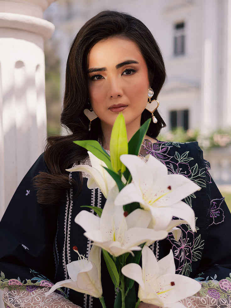 Parishay | IVY Bloom V2 Lawn | BLOOM-02 - Official Parishay - Agha Fabrics UK