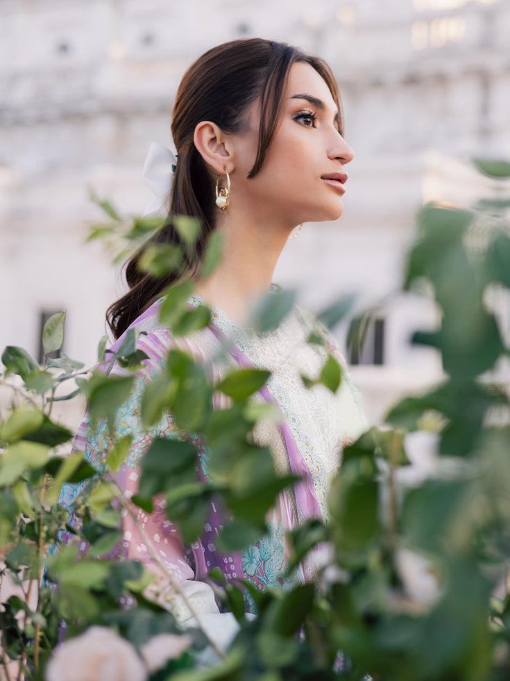 Parishay | IVY Bloom V2 Lawn | BLOOM-11 | 3 PC Lawn - Official Parishay - Agha Fabrics UK