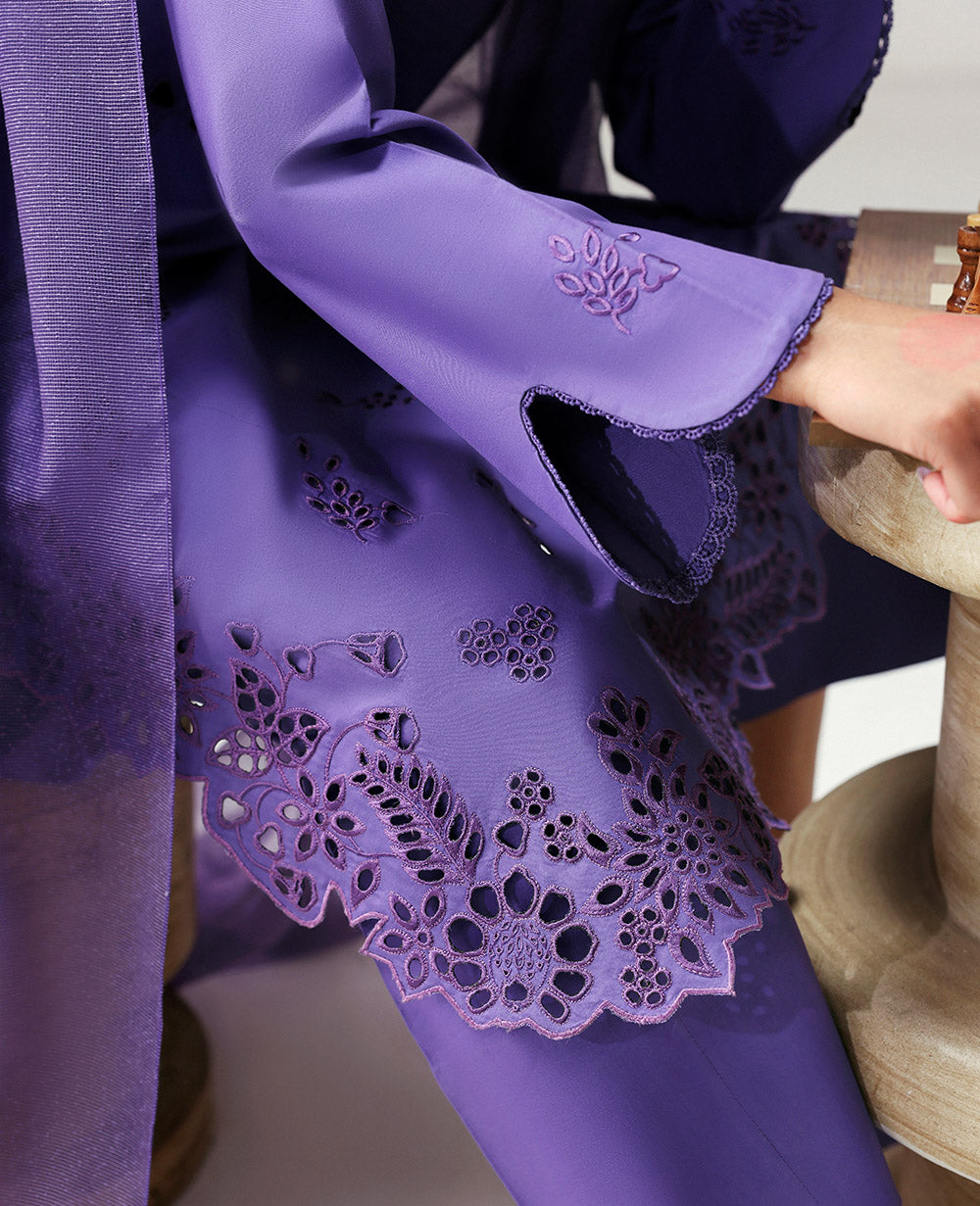 Republic Womenswear | Basics 25 | BP-194