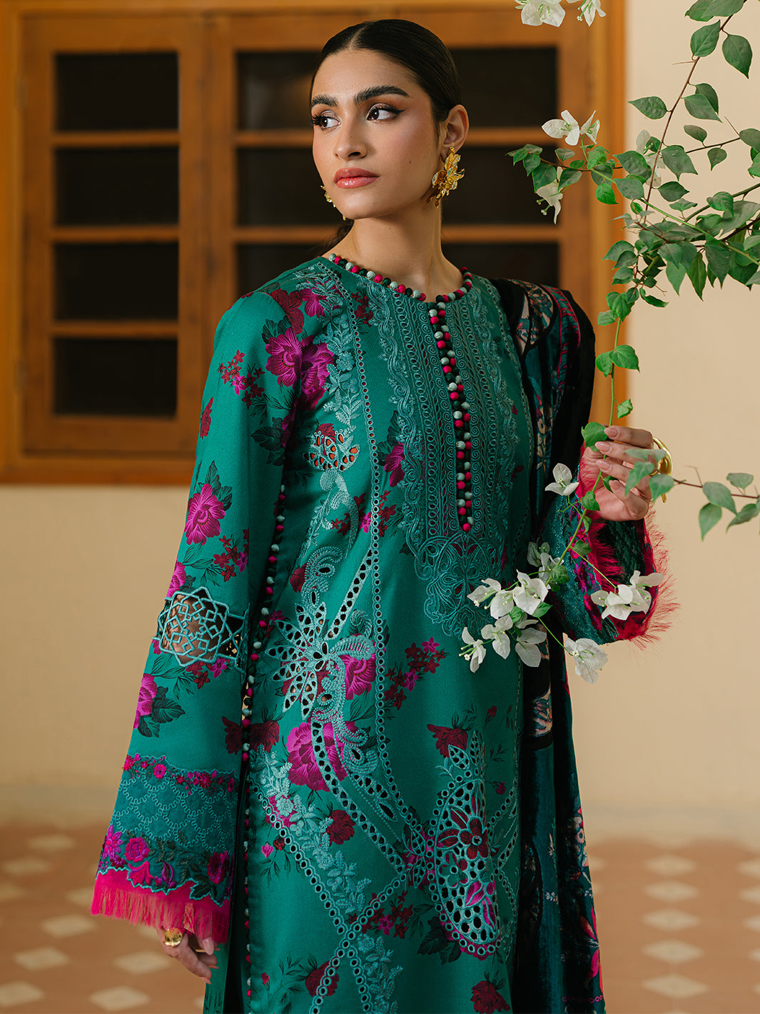 Bin Ilyas | Olivia Embroidered Winter 24 | 526 - B