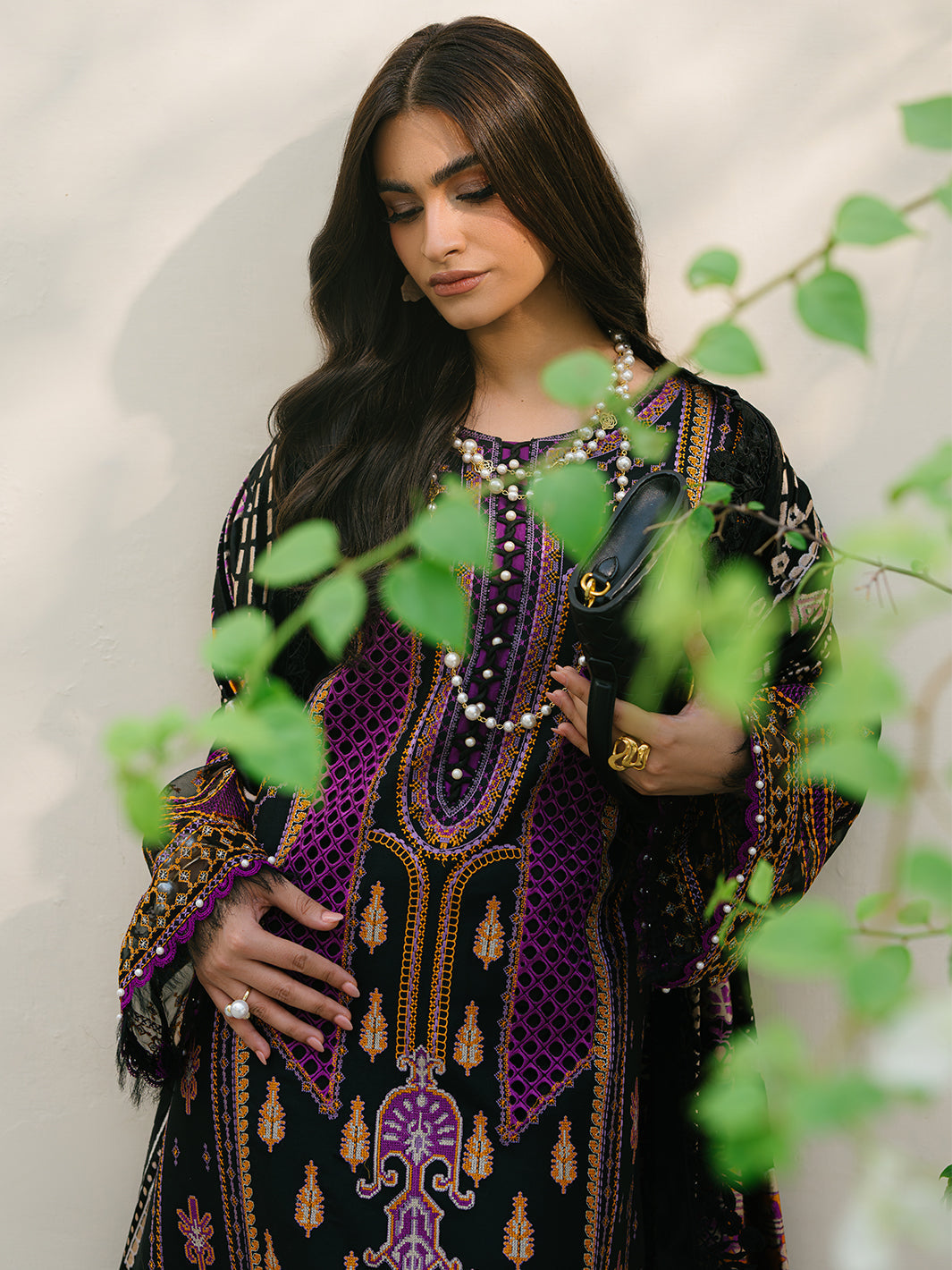 Bin Ilyas | Olivia Embroidered Winter 24 | 522 - B