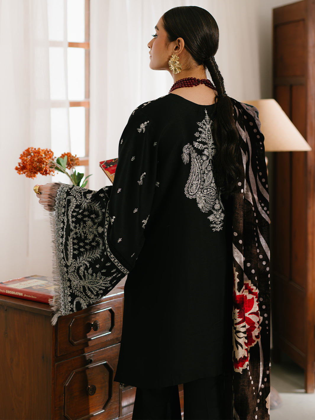 Bin Ilyas | Olivia Embroidered Winter 24 | 523 - B