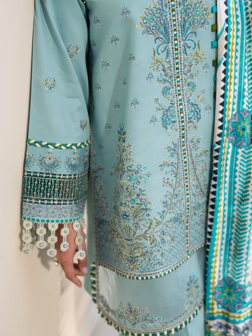 Bin Ilyas | Olivia Embroidered Winter 24 | 525 - A