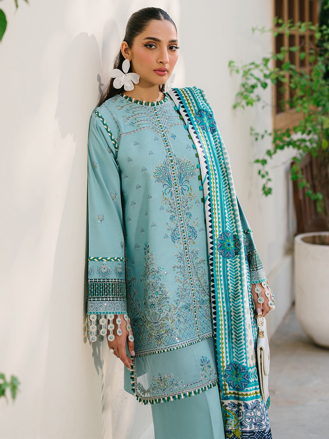 Bin Ilyas | Olivia Embroidered Winter 24 | 525 - A